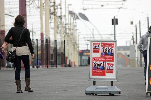 Quando me sentava e demorava a levantar sentia vergonha daquela condição constrangedora