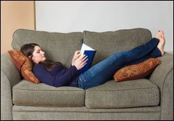 reading_couch_web1207