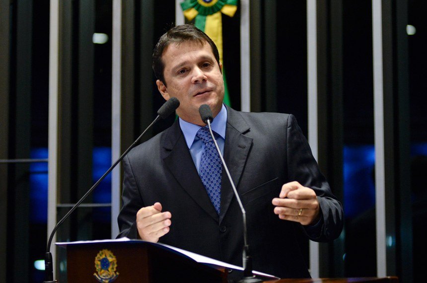 Reguffe defende isenção de impostos sobre medicamentos