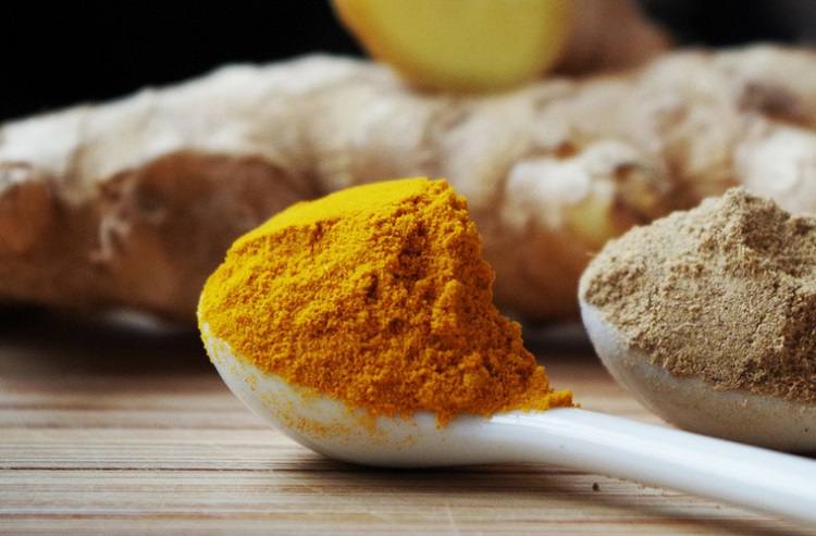 Açafrão da terra ajuda a combater inflamações