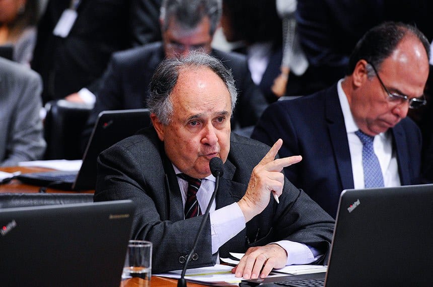 Portador de doença incapacitante poderá ter direito a aposentadoria sem carência