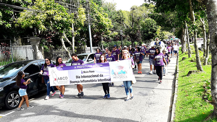 8ª Caminhada do Maio Roxo reúne mais de 300 pessoas no Centro Histórico