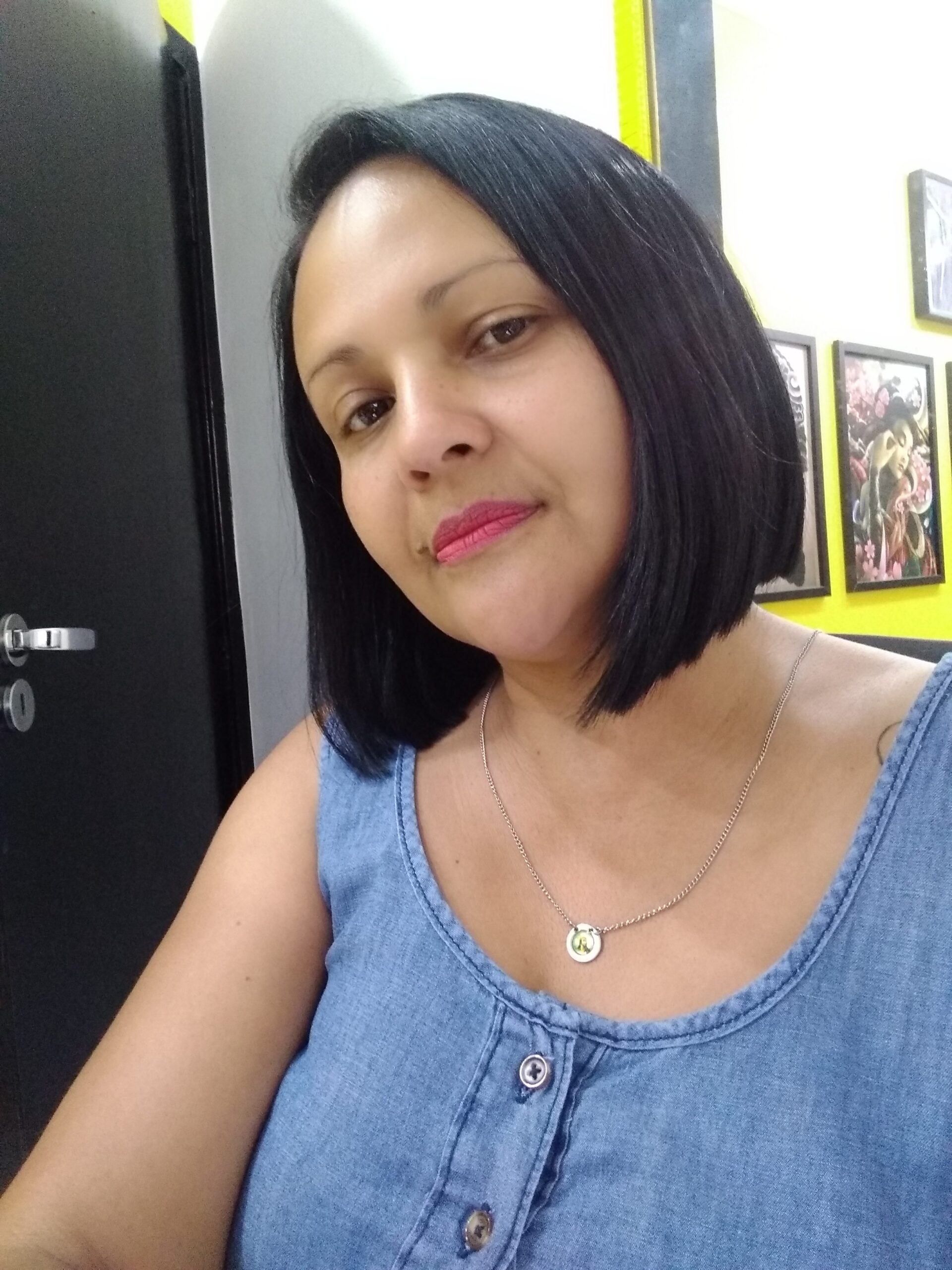 Nunca desisto, apenas descanso e continuo