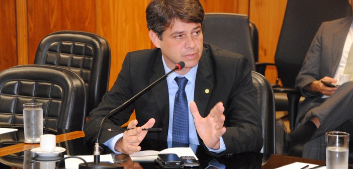 Alexandre Serfiotis apresenta projeto de lei que altera Lei Orgânica da Saúde 