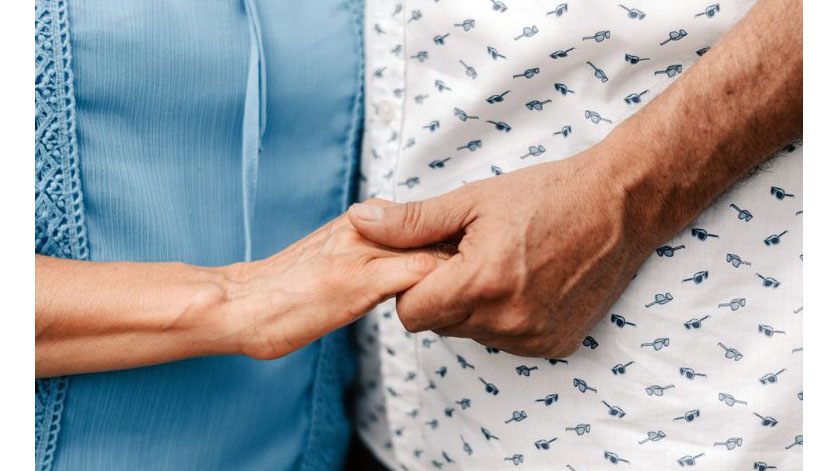 Estudante da FMUP lança projeto para apoiar cuidadores informais