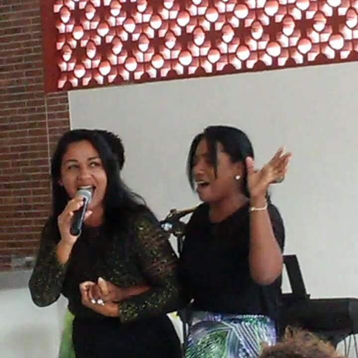 Acordar, respirar fundo e nunca esquecer de agradecer ao Altíssimo por mais um dia de vida!