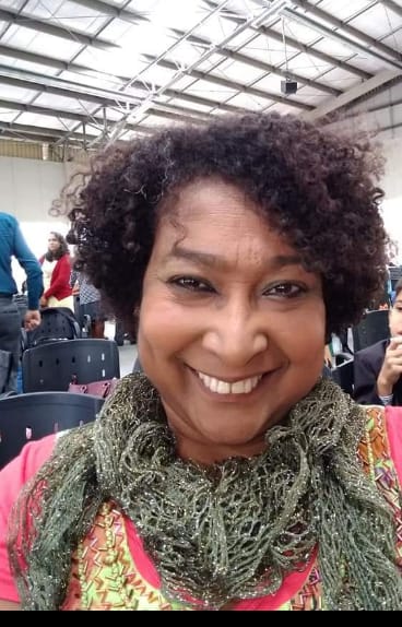 É difícil, é complicado, mas, convenhamos, é divino viver!