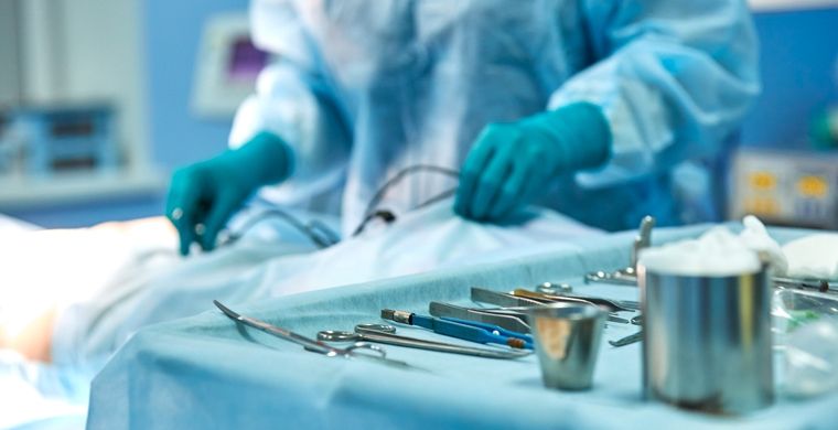 Com alta de internações por Covid, governo de SP congela agendamento de novas cirurgias eletivas