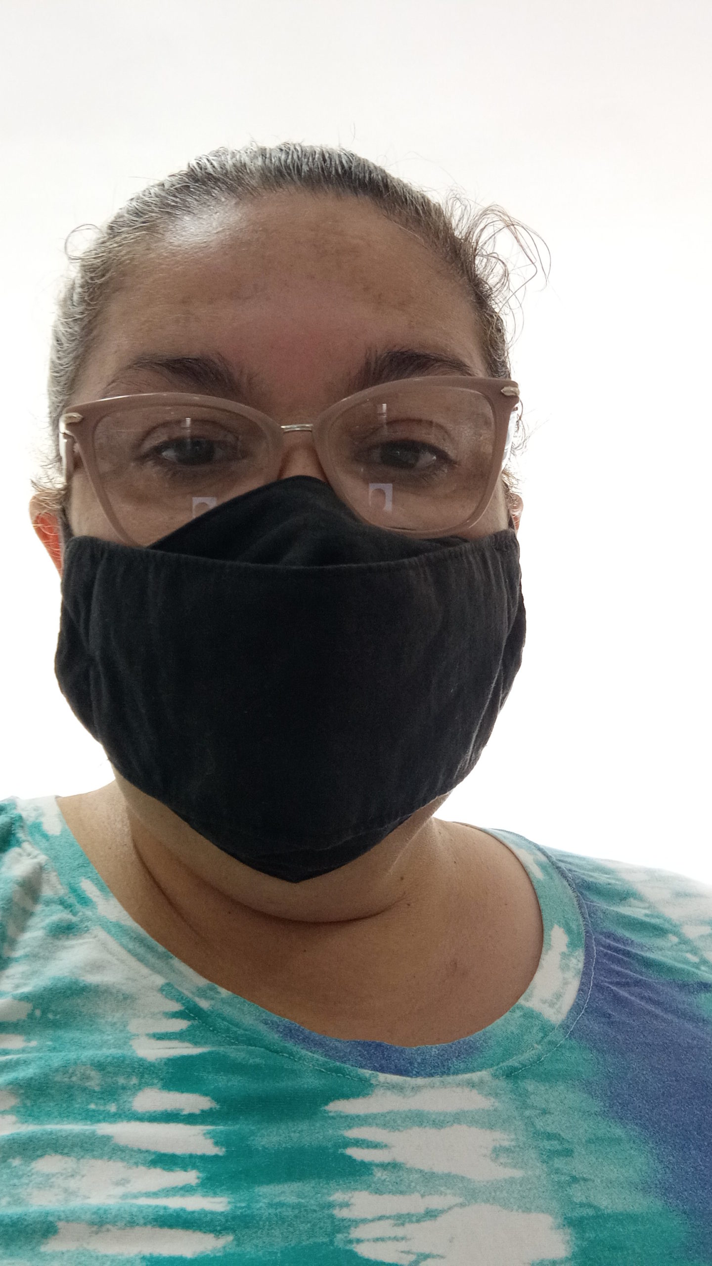 Não tente mudar as coisas  que vc não gosta, tente mudar seu jeito de ver o mundo diante das suas adversidades