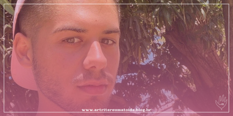 Zé Felipe passou meses na cama chorando de dor antes de fechar o diagnóstico de Espondilite Anquilosante: “Fui para vários médicos”