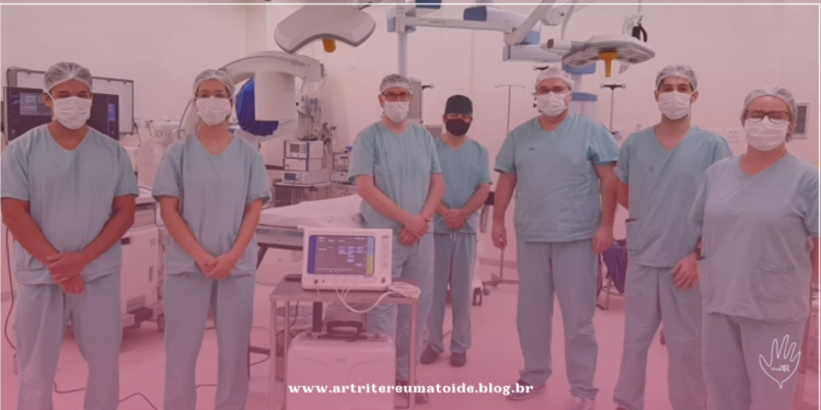 Santa Casa de Porto Alegre realiza técnica inovadora para tratar dor crônica em pacientes