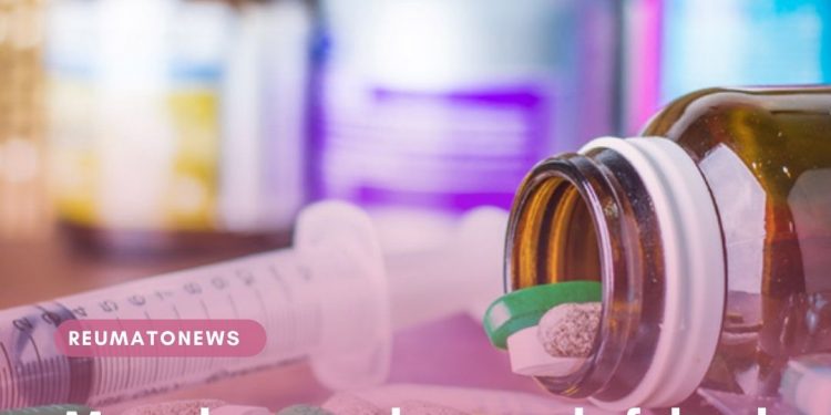 Moradores reclamam de falta de medicamentos no AME de Santos