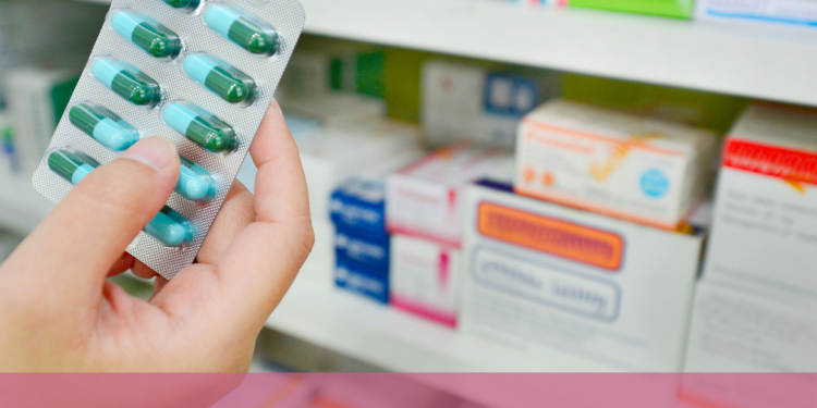 População de Cuiabá sofre com a falta de remédios na Farmácia de Alto Custo