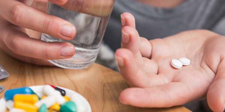 O Perigo da Automedicação