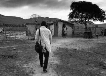 Governo altera programa Mais Médicos para ampliar atendimento em regiões remotas