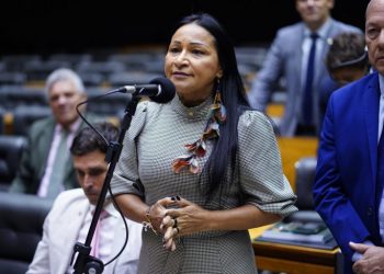 Projeto inclui procedimento para reparar cicatrizes de vítimas de violência doméstica no SUS