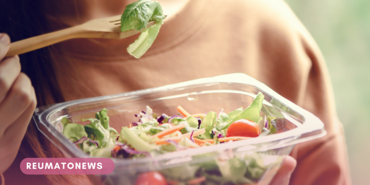 Dicas de alimentação saudável dentro do ambiente de trabalho