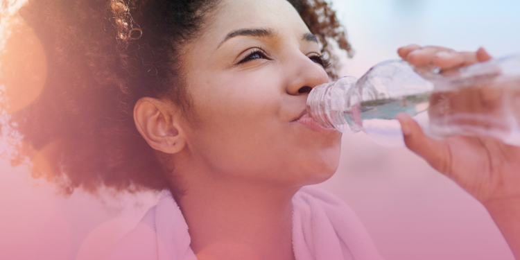 Hidratação como um pilar para saúde articular: você já bebeu água hoje?