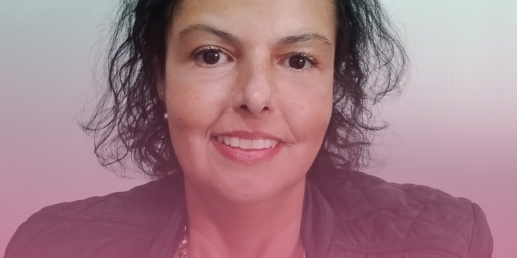 “Não desista de si e acredite: existe vida após o diagnóstico de esclerose sistêmica”