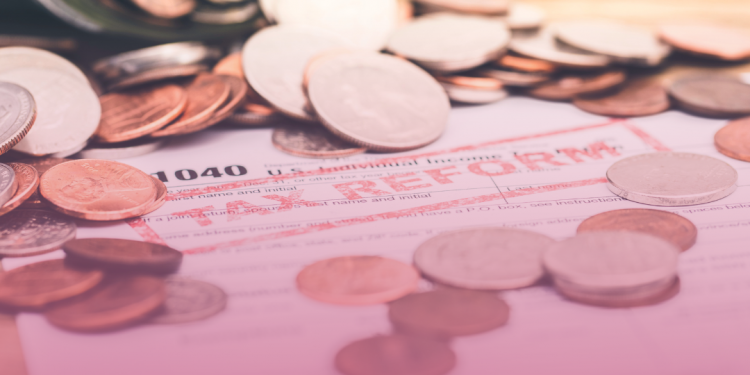 Câmara dos Deputados aprova o texto que regulamenta a reforma tributária com a inclusão de todos os medicamentos em alíquotas reduzidas