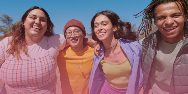 Cartilha orienta jovens a acessar os serviços do SUS. Confira as dicas