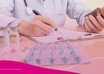 Mais de 270 medicamentos fornecidos pela Farmácia do Povo podem ser consultados e solicitados online; veja como