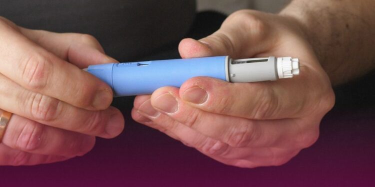 Canetas emagrecedoras exigem atenção redobrada em pacientes autoimunes