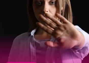 SUS no centro do combate ao feminicídio: Conselho Nacional de Saúde debate estratégias para salvar vidas de mulheres no Brasil